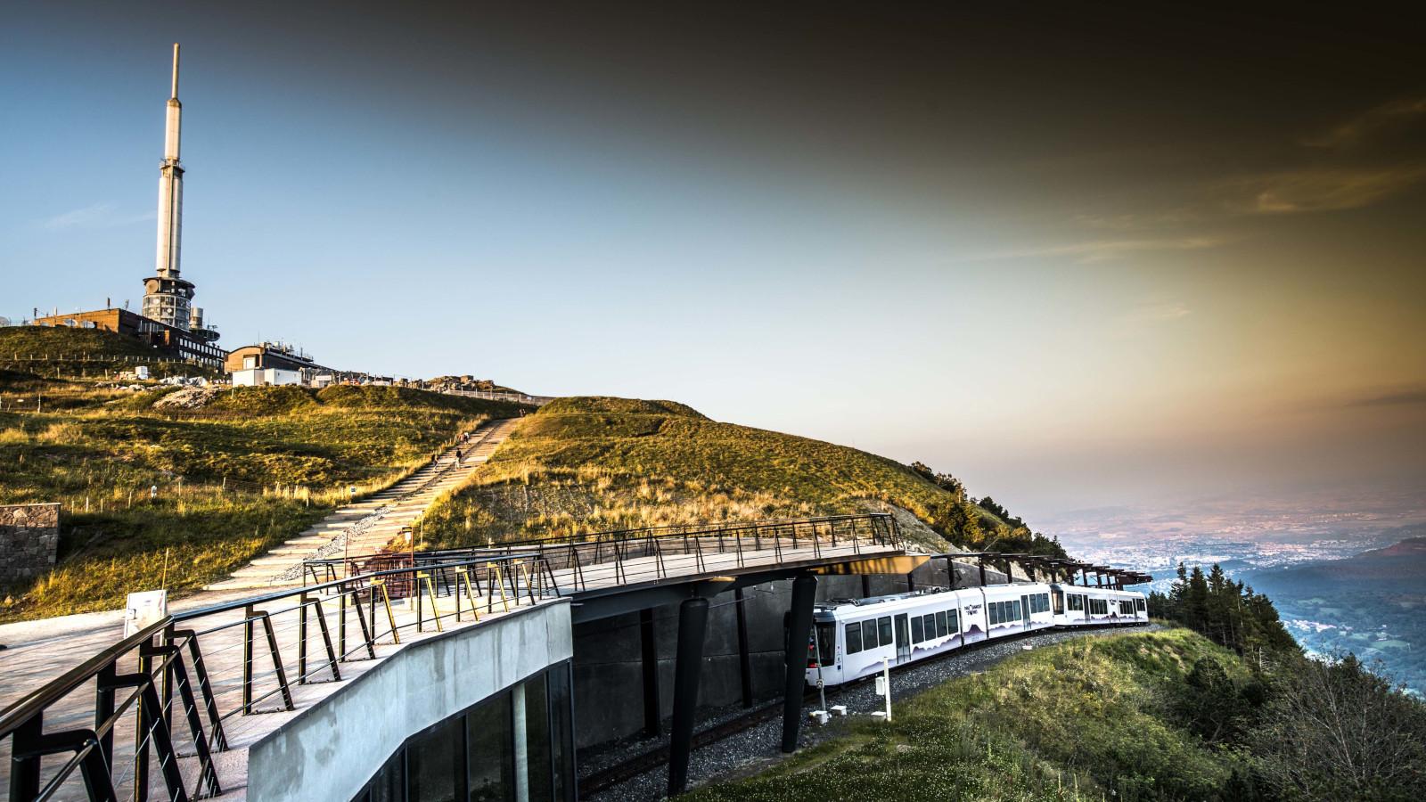 puy de dome train panoramique