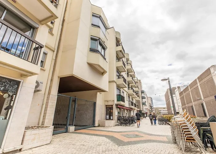 At home in Clermont, Place de Jaude